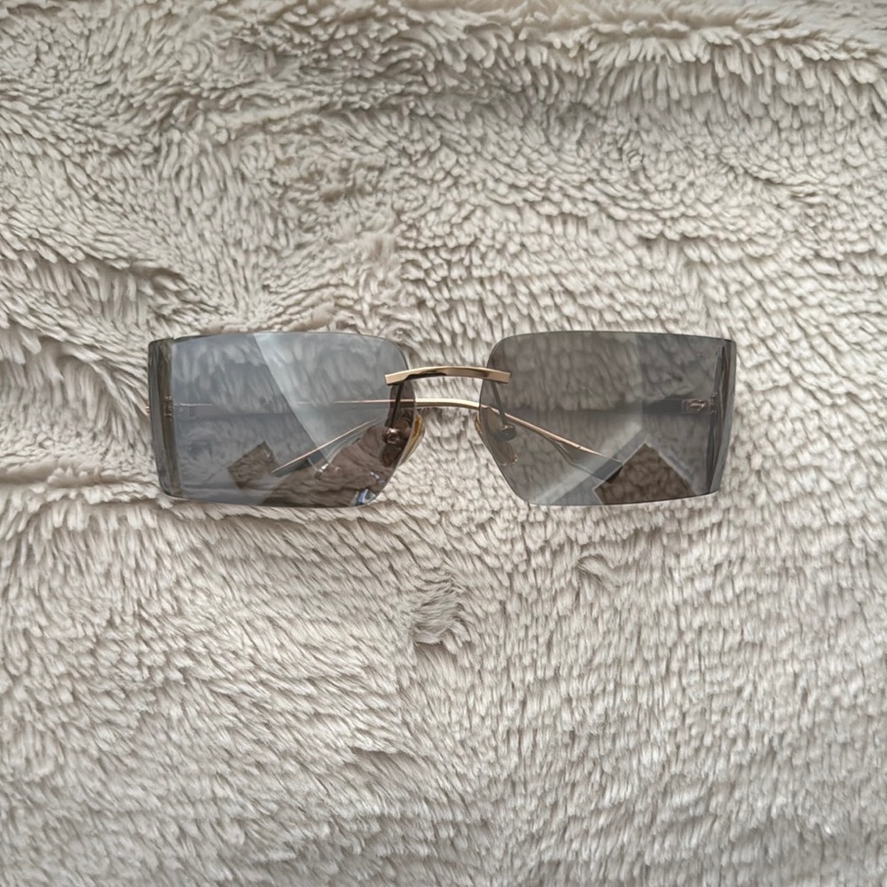 DEZI x Monet Sunglasses